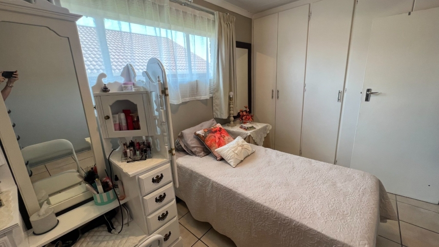 2 Bedroom Property for Sale in Navalsig Free State